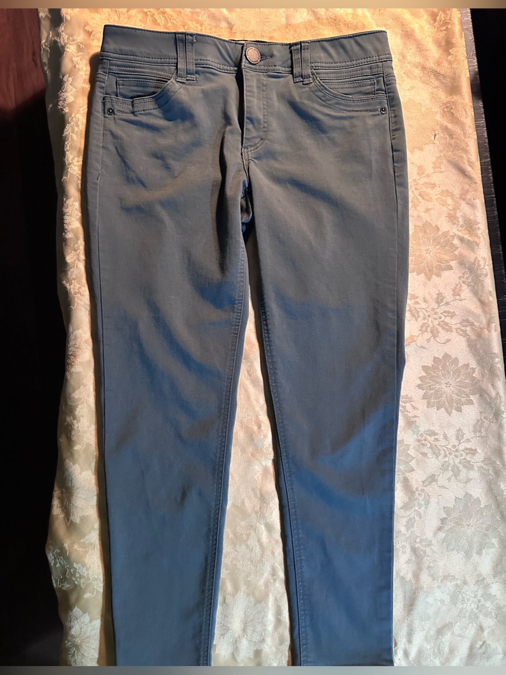 Democracy Slim Ankle Pants in Olive Green Stretch Casual NWOT size 8